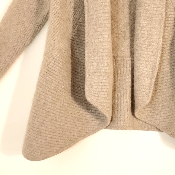 Dunedin Scotland Cashmere Open Front Sweater - Picture 5 of 11